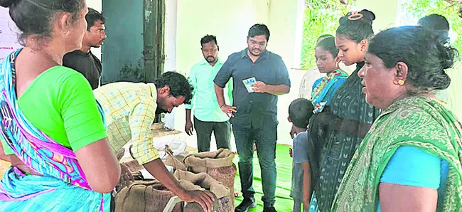 అక్రమాలకు తావులేకుండా పంపిణీ