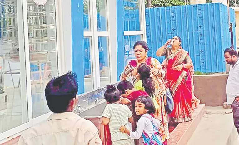 అయిపోయిన  పెళ్లికి బాజాలెందుకని! 