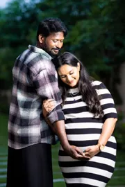 Bigg Boss 3 Fame Actor Mahesh Vitta Wife Pregnancy9