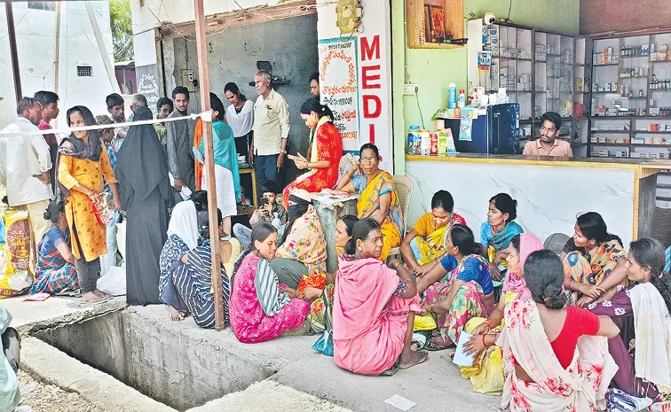 Ration Distribution of rice in limited quantities in Telangana
