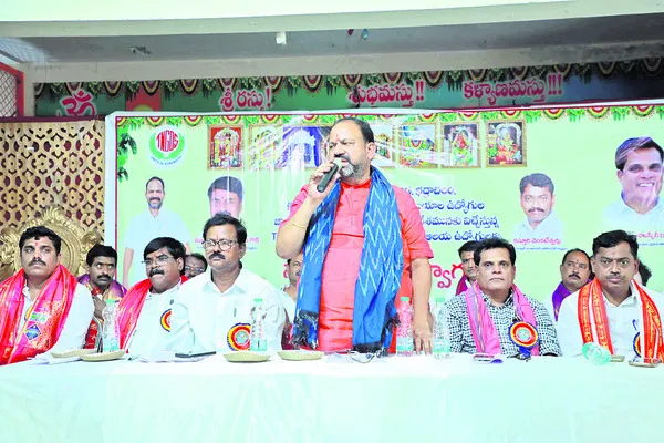 రెగ్యులర్ పద్ధతిన నియామకాలు చేపట్టాలి