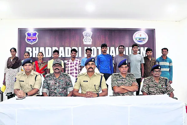 ‘చేయూత’కు ఆకర్షితులవుతున్నారు..