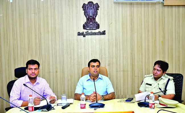 పారదర్శకంగా ఇసుక సరఫరా 