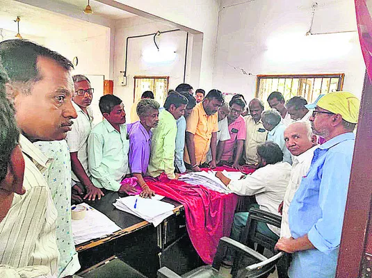 నేతన్నలు ‘త్రిఫ్ట్’లో చేరేందుకు చాన్స్