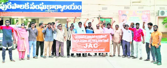 పోలీస్ గస్తీకి కొత్త వాహనాలు