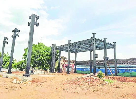 నత్తనడకన ‘అమృత భారత్’ పనులు