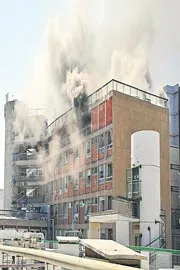 Iranian missile hits Beersheba hospital6