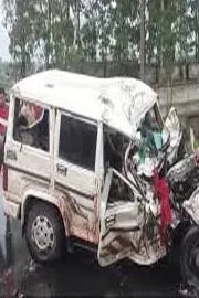 Road Accident In West Bengal While Returning From A Wedding1