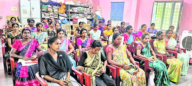 సాధికారతే లక్ష్యంగా..