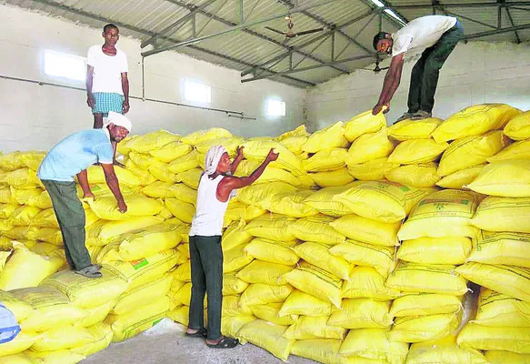 డీలర్ల మాయాజాలం!