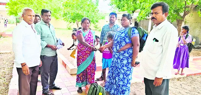 ఔదార్యం చాటుకున్న ‘తలి’్లకి వందనం