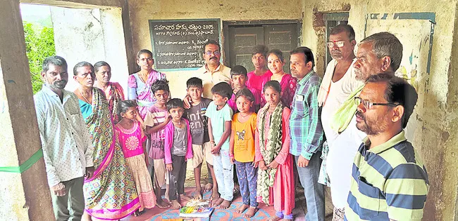 ప్రవేశాల్లో వెనుక‘బడి’..