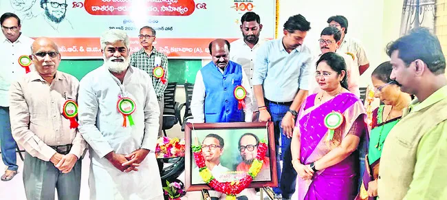 మేరునగధీరులు.. దాశరథి, ఆరుద్ర
