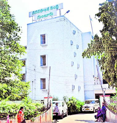 టెండరింగ్లో సిండి‘కేటులు’