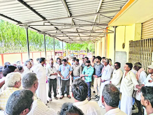 అన్ని గ్రేడులు కొనుగోలు చేయాలి