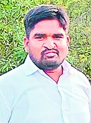 రోడ్డు ప్రమాదంలో యువకుడు దుర్మరణం  