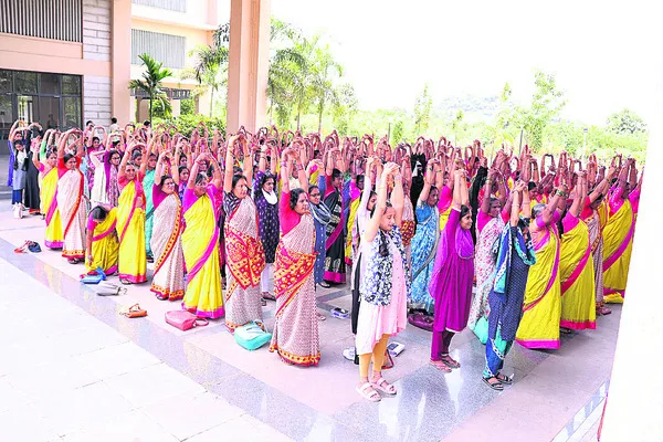 యోగాస