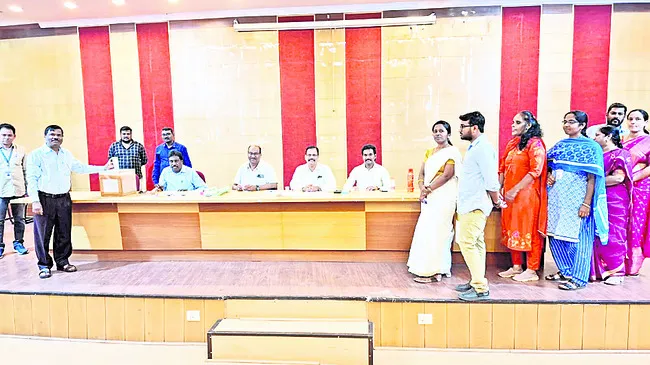 ముగిసిన ఉద్యోగ సంఘాల ఎన్నికల ఓటింగ్‌