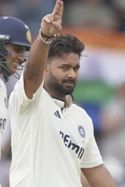  Sunil Gavaskar changes tone for Rishabh Pant after record-breaking century1
