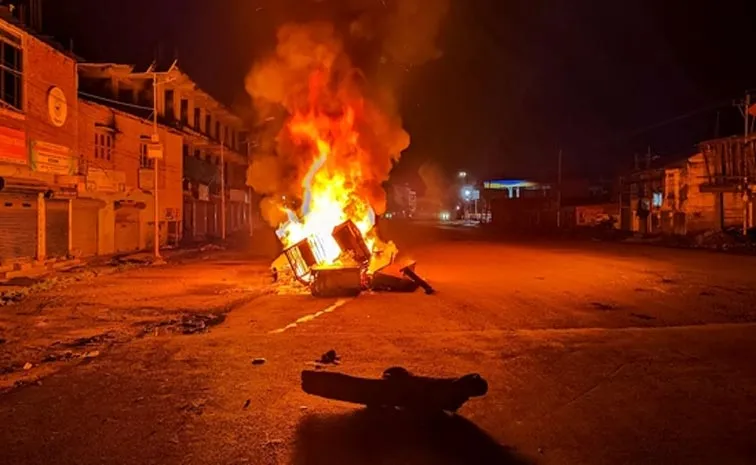 Tensions mount in Bishnupur and Churachandpur following fresh violence