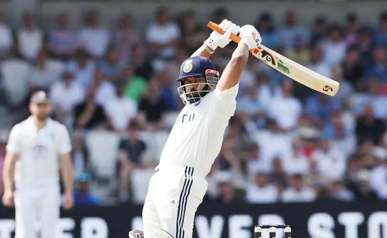 Rishabh Pant Hits Century Against england in leeds Test2