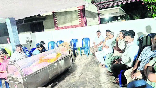 ఆదర్శ