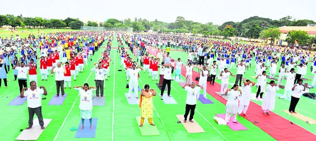ఘనంగా