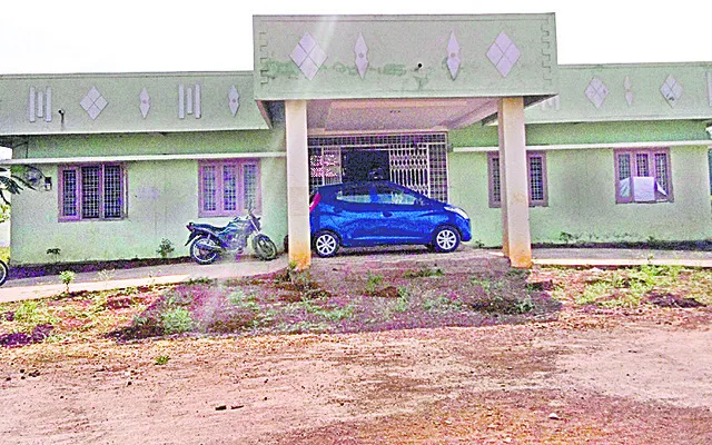 ఫీజు వసూలు లక్ష్యంరూ.3.90 కోట్లు