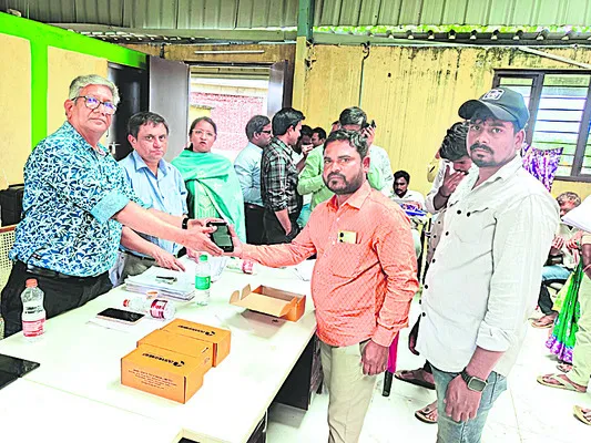 ‘ఈ–పాస్’తోనే ఎరువుల విక్రయాలు