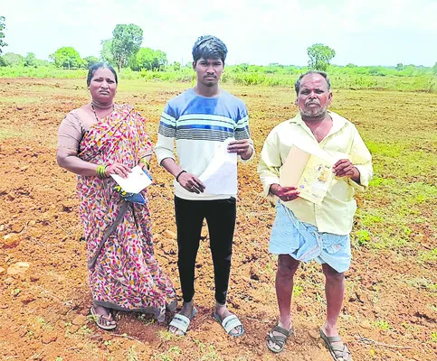 నా భూమిలో సబ్‌స్టేషన్‌ నిర్మించొద్దు