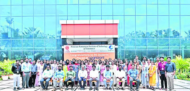 ఎస్ఆర్ఐటీలో ఉద్యోగాల పంట