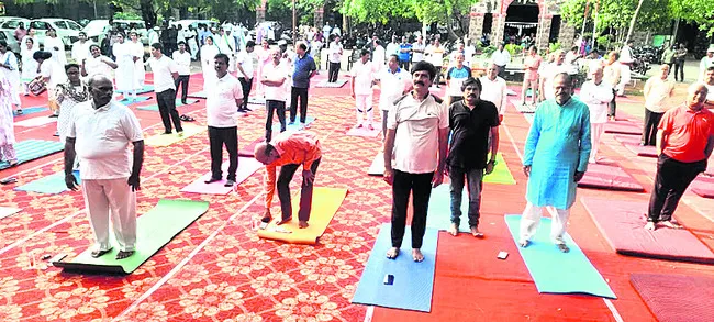 ఆరోగ్యవంతమైన సమాజంతో సుస్థిర అభివృద్ధి 