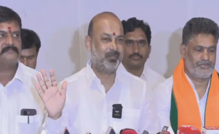 Bandi Sanjay Comments On Kcr And Revanth