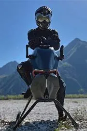 Worlds first Star Wars style hoverbike By Polish Startup3