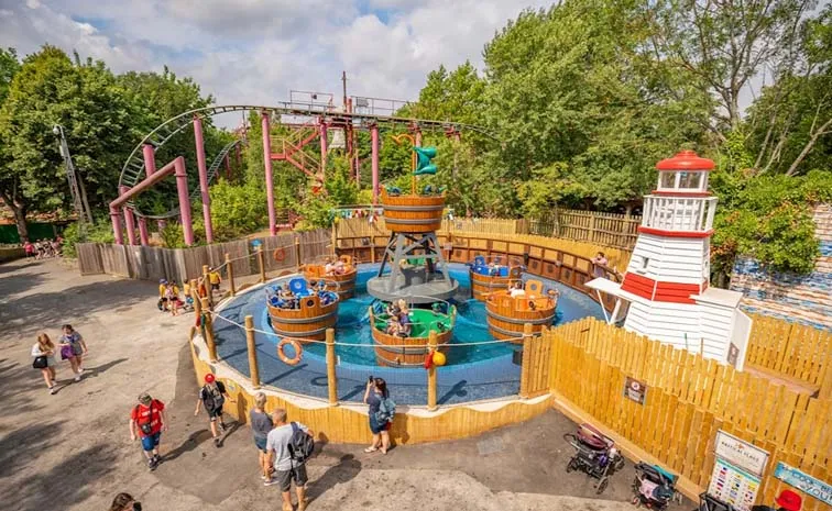 Chessington World of Adventures UK Theme Park And Zoo6