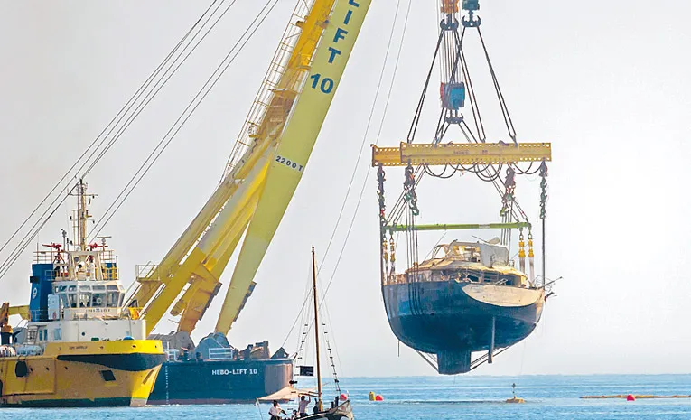 Sunken Bayesian superyacht lifted from waters off Sicily