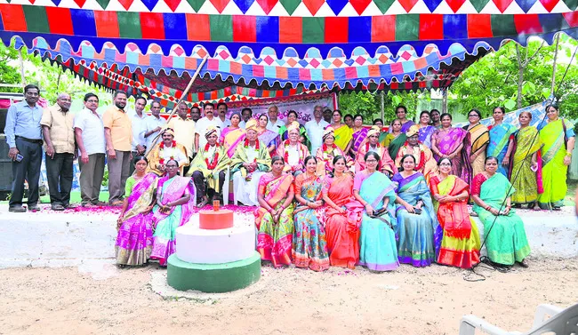 50ఏళ్ల అపూర్వ కలయిక