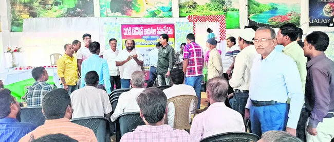 ‘ధరణి’లో మౌలిక వసతులు కల్పించాలి