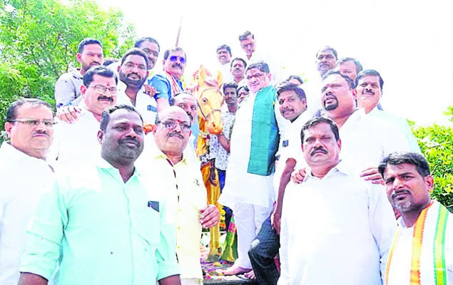 ప్రభుత్వ స్థలాల్లో ఈత, తాటి చెట్ల పెంపకం