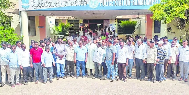 అవినీతిపై చర్యలు తీసుకోవాలి 