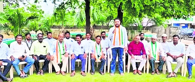 ‘ఎమ్మెల్యే కౌశిక్రెడ్డి క్షమాపణ చెప్పాలి’