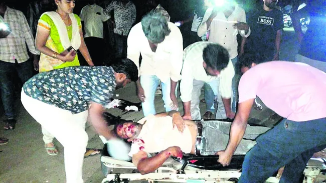పోటెత్తిన భక్తులు
