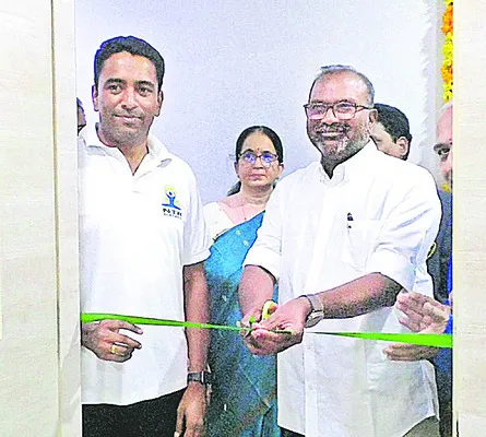 రక్తదానంతో ప్రాణం నిలబడుతుంది
