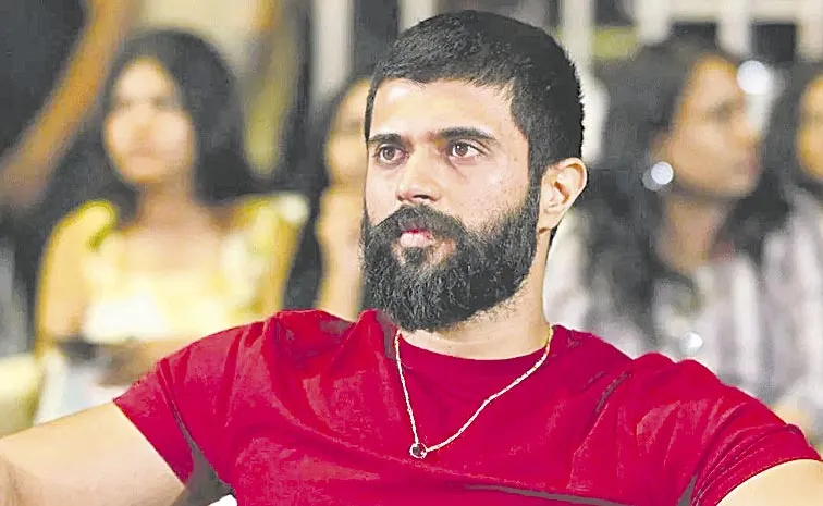 case against actor vijay deverakonda under sc and st act over comments on tribals2