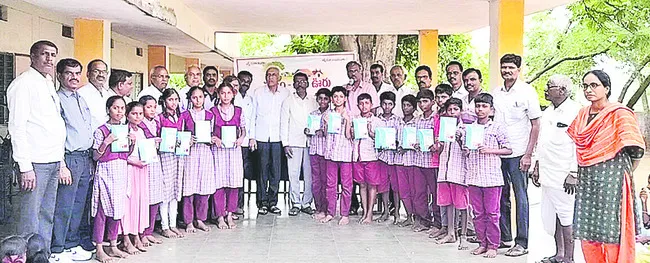 విద్య ద్వారానే విజ్ఞానం