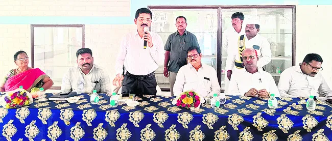 28లోపు ఉచిత విద్య ప్రవేశాలు 