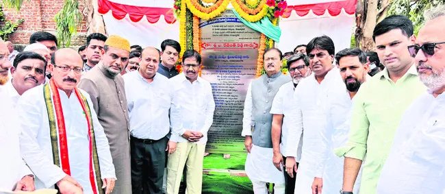 తెలంగాణలోనే మోడల్గా ఉర్దూ ఘర్