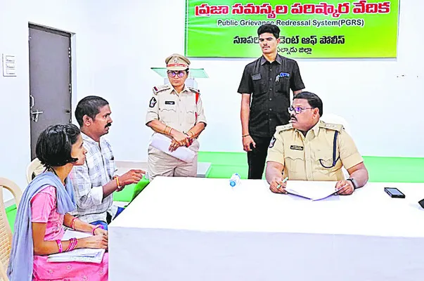 కుమారుడి ఆచూకీ లేదయ్యా..!