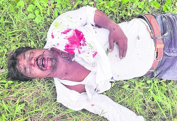 కారు ఢీకొనడంతో వ్యక్తి మృతి 