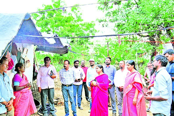 డీబీసీడీఓపై కలెక్టర్ ఆగ్రహం